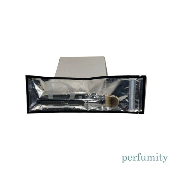 Dior Backstage Light Coverage Fluid Foundation Brush No. 11 NEW SEALED - Image 2